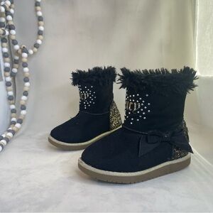 Juicy Couture Toddler Black and Gold Mid-Calf Boots with Faux Fur Trim Size 9